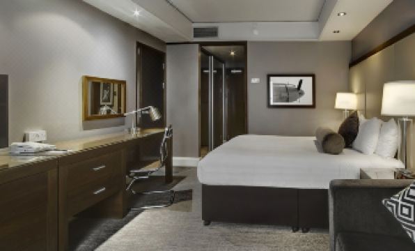 Sandman Signature London Gatwick Hotel