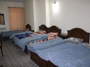 Hotel Galiyat Continental