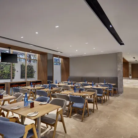 Holiday Inn Express BENGALURU BOMMASANDRA by IHG