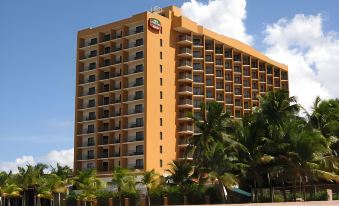 Courtyard Isla Verde Beach Resort