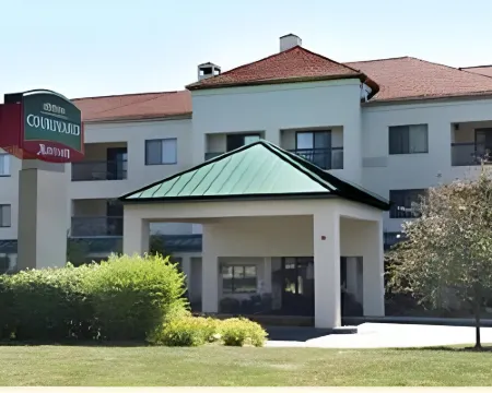 Courtyard Boston Westborough Hotels in Westborough