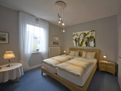 Hotel Zur Post - Burg an der Mosel Các khách sạn ở Zell
