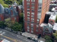 卡瑪中央公園 阿波羅劇院附近的飯店