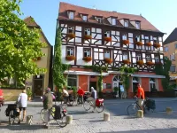 Hotel Tuchhaus Hotels in Sommerach