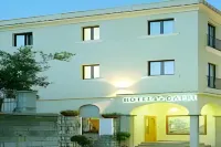 Hotel Capri Các khách sạn gần Phố Corso Italia