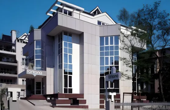 威斯巴登豐塔納酒店