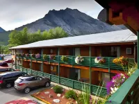 Bayshore Inn & Spa Hotels in Improvement District No. 4
