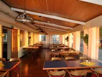 Reisafjord Hotel - servizio colazione