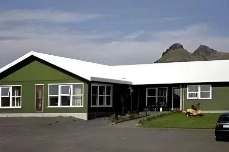 Hótel Dyrhólaey Отели в г. Вик