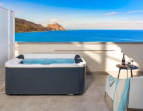 EMERALD HOTEL RESIDENCE