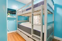 11 Mi to Manhattan: Pet-Friendly Duplex w/ Yard! Hotels in der Nähe von Teaneck Creek Conservancy