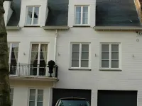 Pand 17 - Charming Guesthouse โรงแรมใกล้มาร์เก็ตสแควร์ บรูจส์