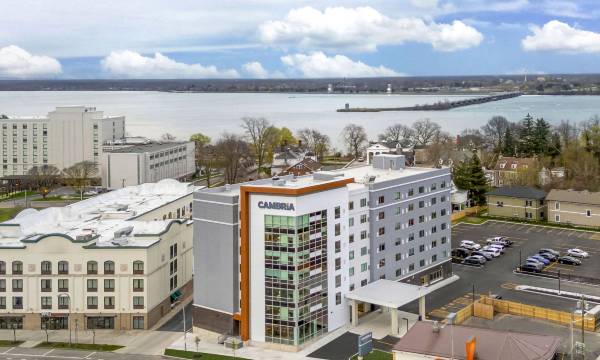 Cambria Hotel Niagara Falls