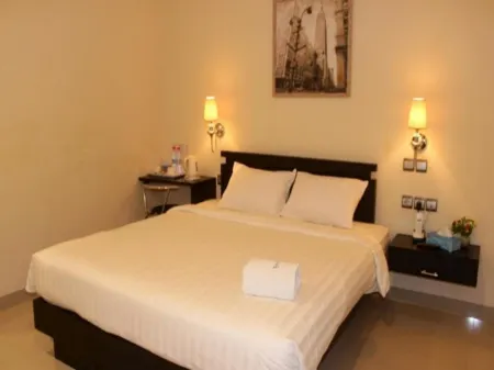 Guardian Family Hotel Отели в г. Соронг