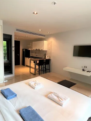รูปภาพของET316 - quiet spot in Patong, Condo with pool