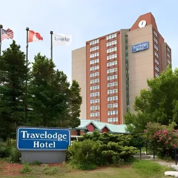 Doubletree by Hilton Toronto Airport