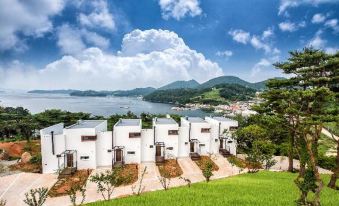 Tongyeong Marie Joa Pension