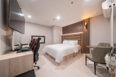 Ilsan Hwajeong June Hotels in Deogyang-gu