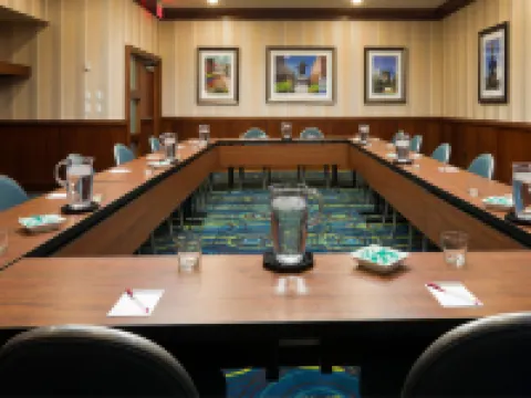 เรสซิเดนซ์อินน์ บายแมริออท ดาวน์ทาวน์ซินซินแนติ/เดอะเฟล์ปส โรงแรมในซินซินแนติ