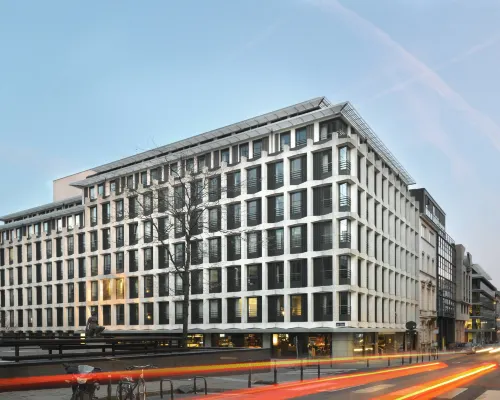 Courtyard Brussels EU Hotels near Charlier Museum