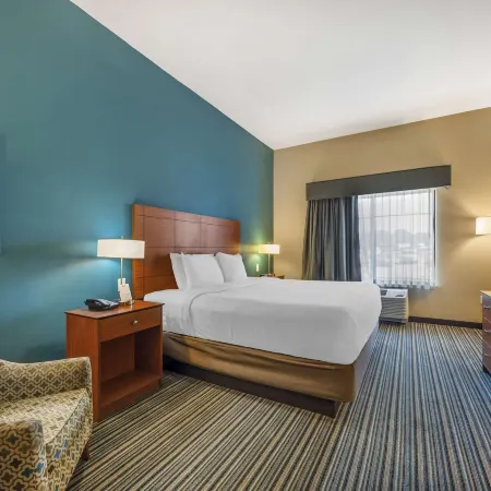 Best Western Plus Tuscumbia/Muscle Shoals Hotel  Suites