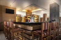 Hyatt Place Hampi - bar