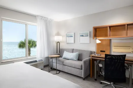 TownePlace Suites Fort Walton Beach-Eglin AFB Отели в г. Shalimar