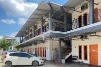Wisma Al-Araf Syariah Mitra RedDoorz Palembang Hotel dekat Jajan_enakplg