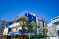 Island Boutique Hotel Hotels near Doe Statue