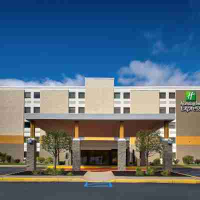 Holiday Inn Express Pittston - Scranton Airport Hotel Exterior