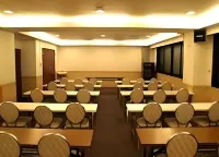 HOTEL LiVEMAX BUDGET Yokohama Tsurumi - Lãng mạn