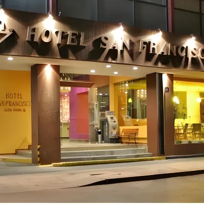 Hotel San Francisco Centro CDMX โรงแรมใกล้สวนอาลาเมดา เซ็นทรัล