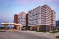 Fairfield Inn & Suites Omaha at MH Landing Hotels in Ла-Віста