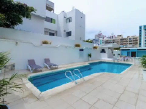 Hotel Axis Inn by Geh Suites Hotels in Gaira