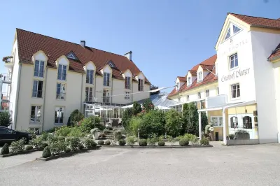 Flair Hotel Zum Schwarzen Reiter Hotels in Adelsried