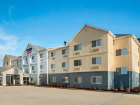 Fairfield Inn & Suites Lima Hotels in Lima