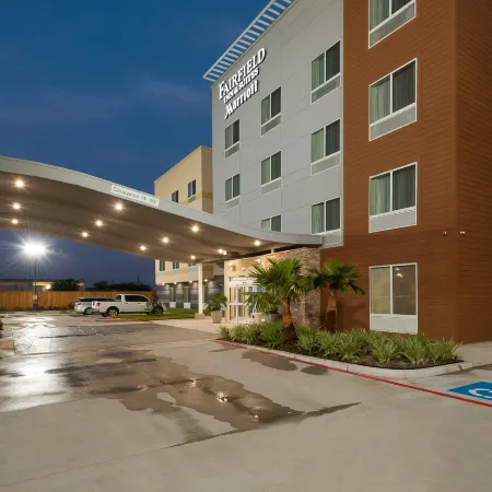 Fairfield Inn & Suites Houston Northwest/Willowbrook Отели рядом с достопримечательностью «Виллоубрук»