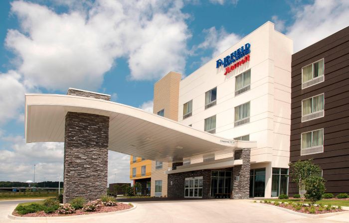 Fairfield Inn & Suites Jackson Clinton