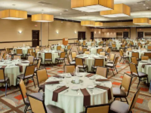 Wyndham Columbus Hotels in Columbus