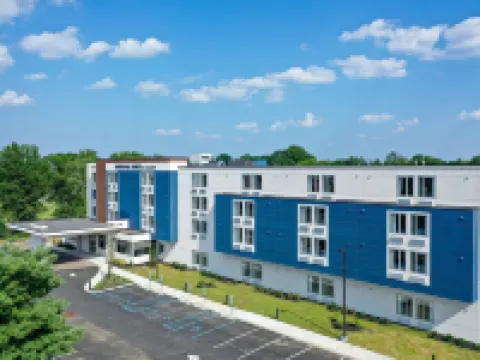 SpringHill Suites Woodbridge 伍德布里奇酒店