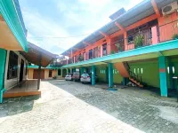 Hotel Gerung 1 Near Alun Alun Nganjuk Mitra RedDoorz Hotels in Bagor