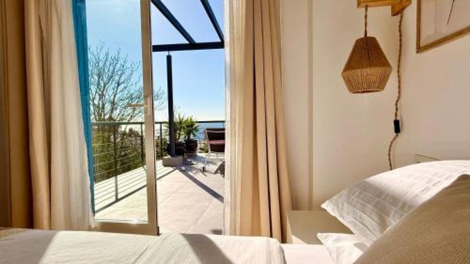 Arcadia with Sea Views