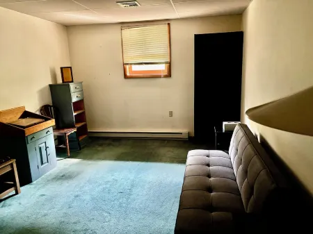 Family Friendly 4 Bedroom House Near Penn State University