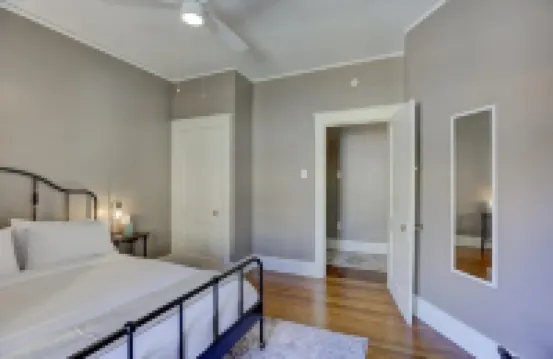 Vintage Boho Apartment in Great Midtown Location!