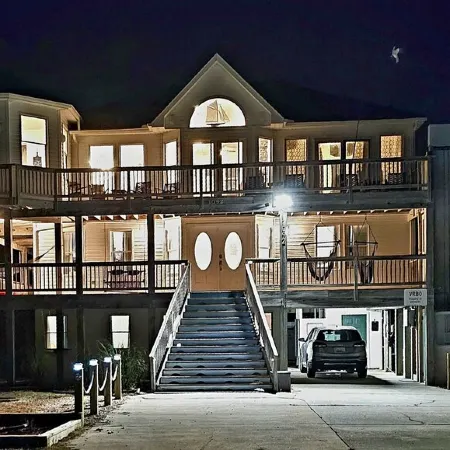 7 Bed 5 Bath Newly Renovated Beach Getaway only 500 feet to the Beach