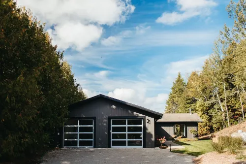 Mid Century Modern Lake House with Private Beach Hotels in Liberty Grove