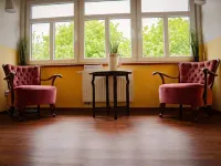 Vacation home for families/groups/friends Dogs allowed 8 adults 2 children