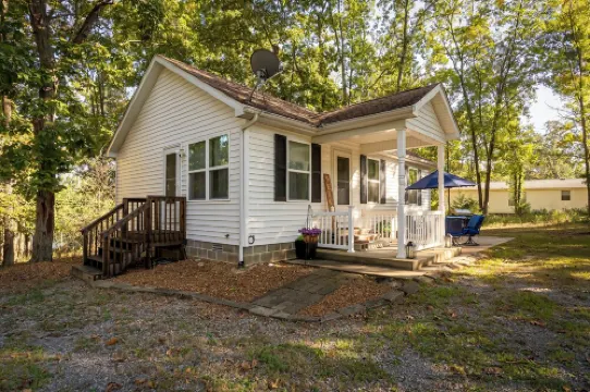 Cozy, Pet Friendly, Professional Host, Convenient Location