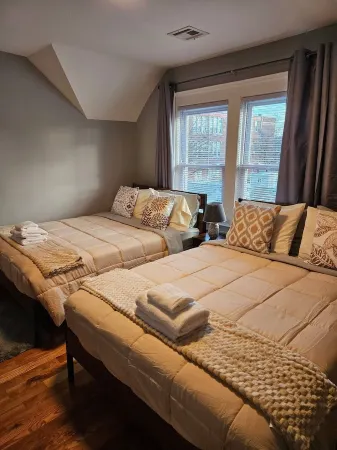 Amazed 3 Bd Hillside House