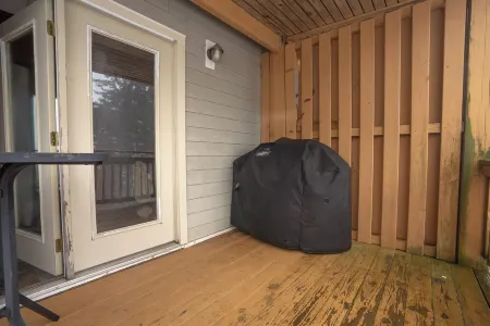 Newly Updated! Sunset Summit Condo at Snowshoe